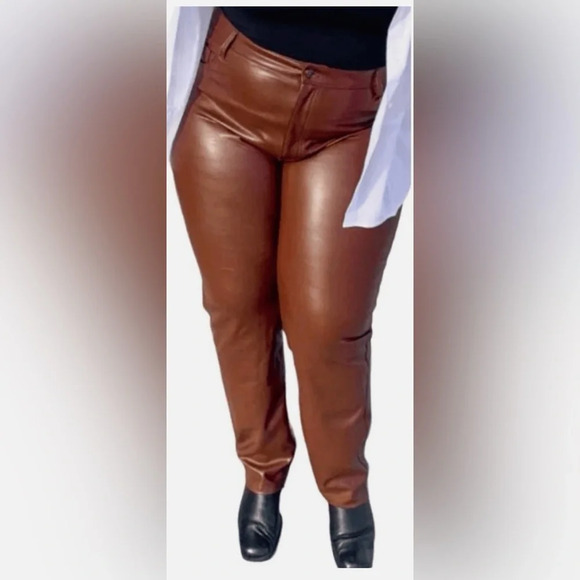 Abercrombie & Fitch The 90s Straight Ultra High Rise Faux Leather Pants Brown - Picture 3 of 12